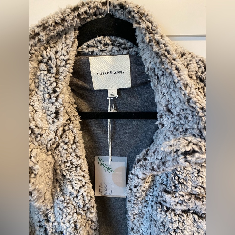 Thread & Supply Cropped Fleece Jacket - Picture 2 of 8